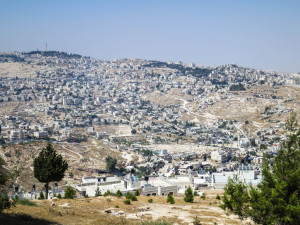 Blick auf Teile der Häuser in Ost-jerusalem, die von Abrissbefehlen bedroht sind